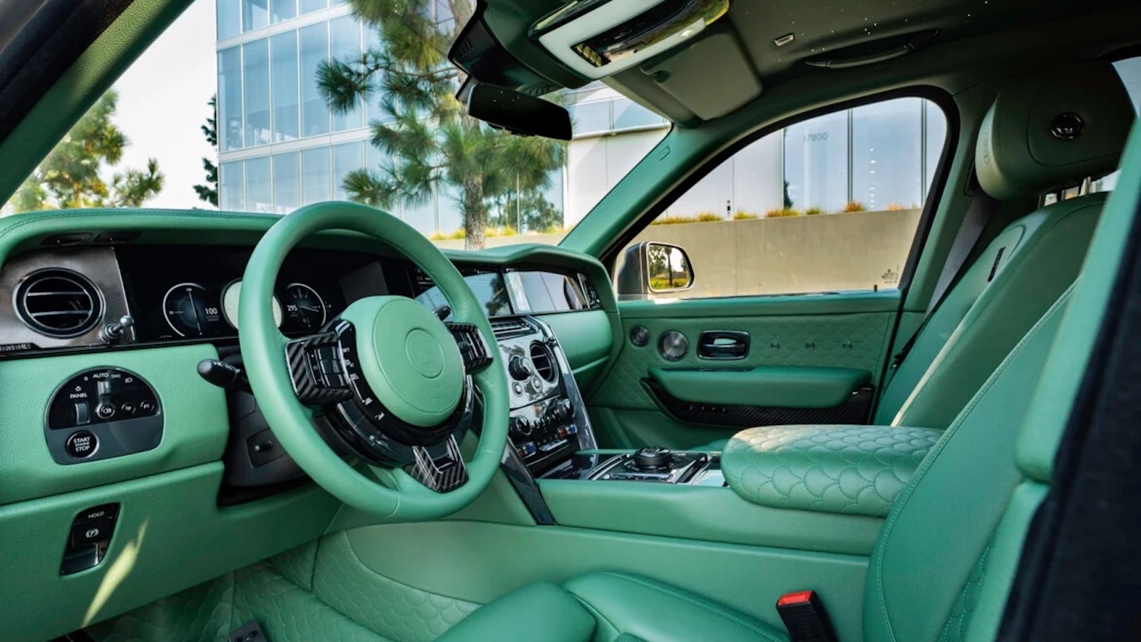 Όταν η Brabus Αποφασίζει να Παίξει με το Rolls-Royce Cullinan